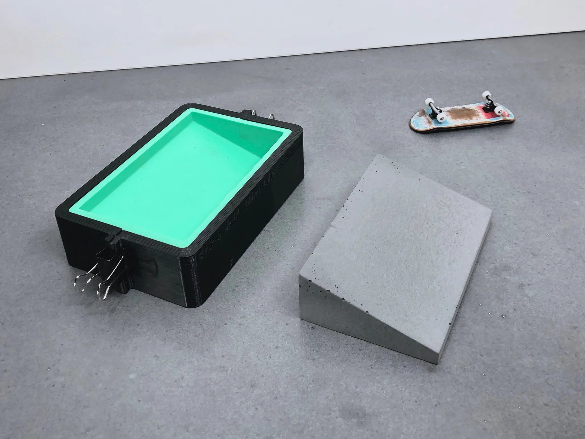 Create Your Skate - Concrete Bank Mold Fingerboard Mold Create Your Skate Slushcult