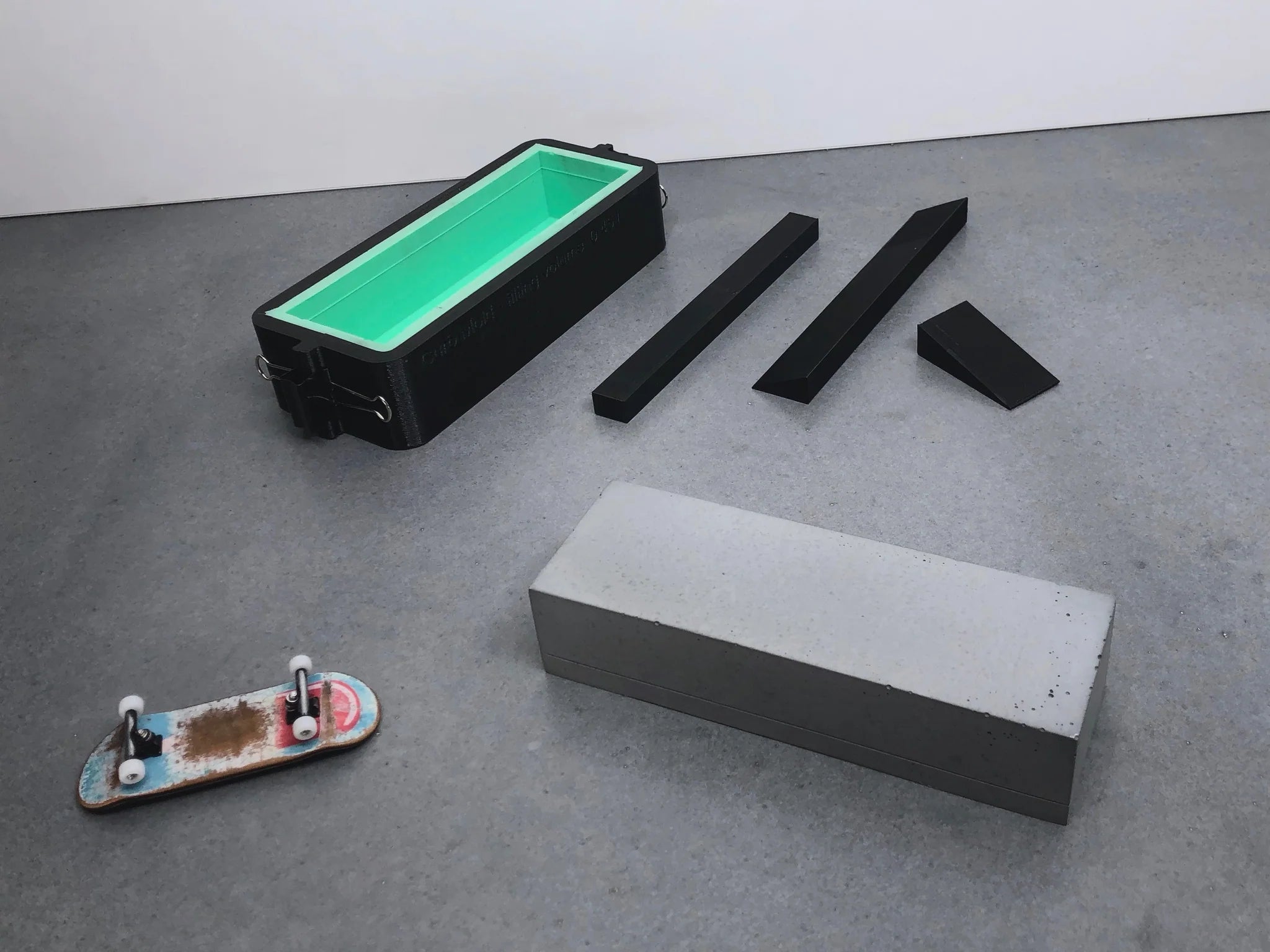 Create Your Skate - Concrete Ledge Mold Fingerboard Mold Create Your Skate Slushcult
