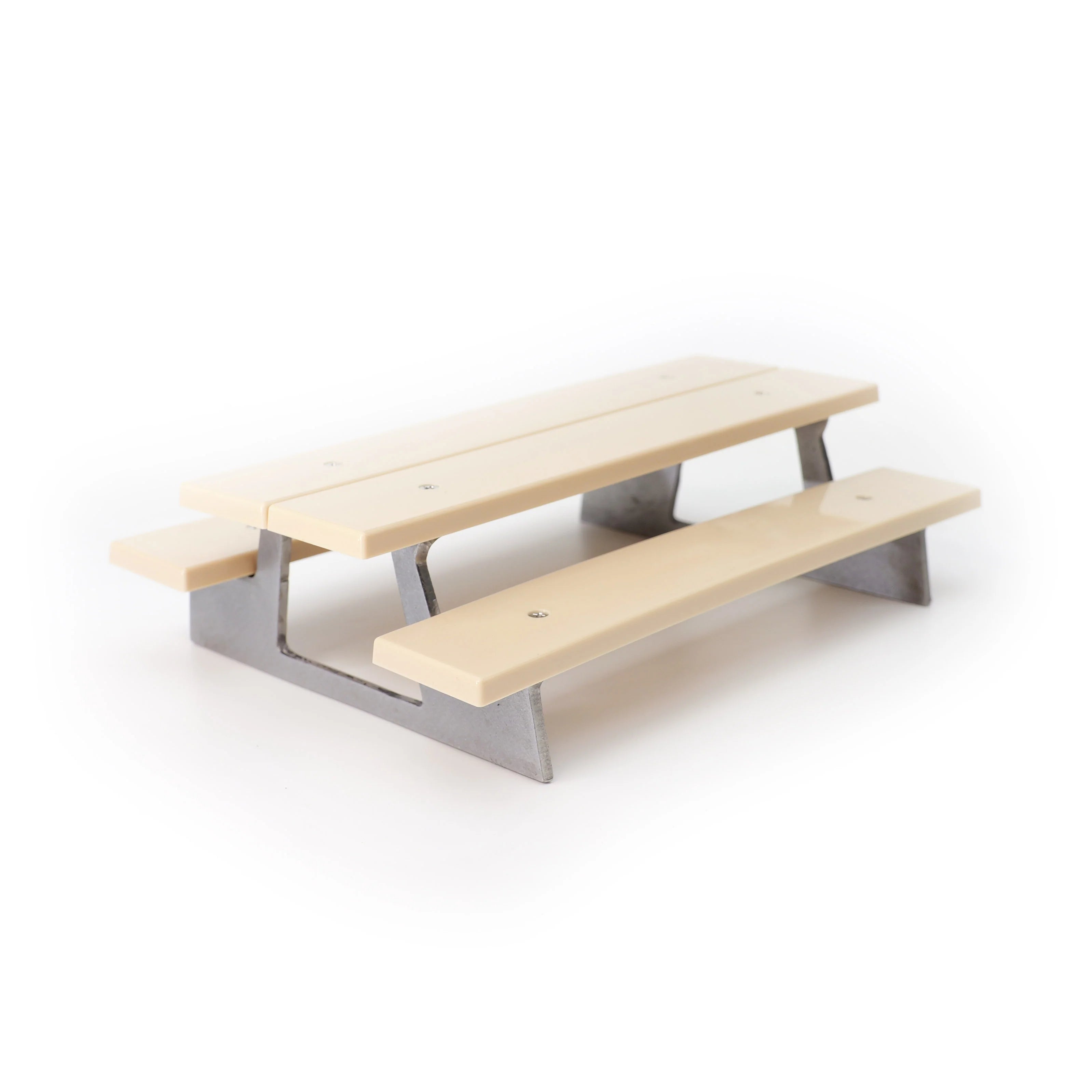 Dynamic Schoolyard Picnic table Fingerboard Obstacles Dynamic Slushcult