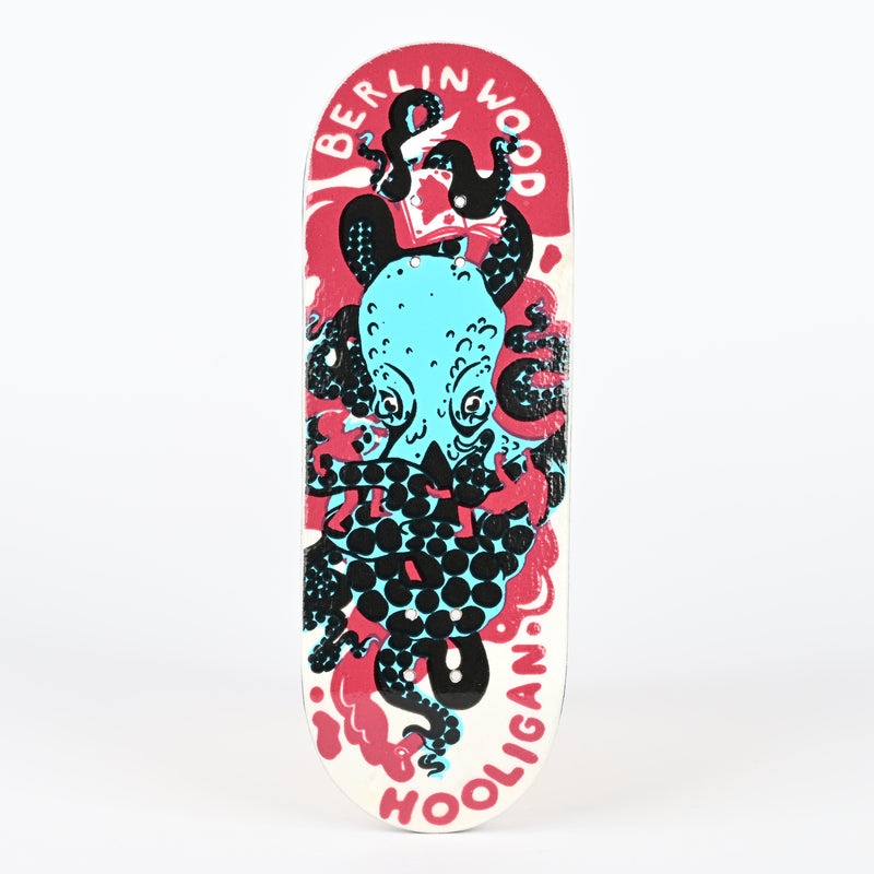 Berlinwood "Hooligan" Pro Fingerboard Deck MINI Skate Shop Blackriver    Slushcult