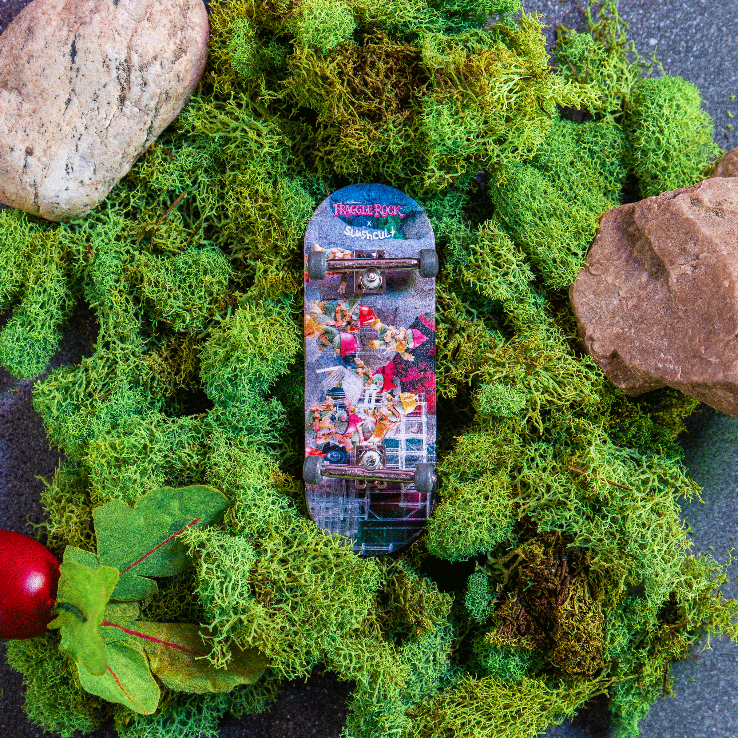 Slushcult x Fraggle Rock Grom Fingerboard Complete - Dozers Fingerboard Completes Slushcult Slushcult