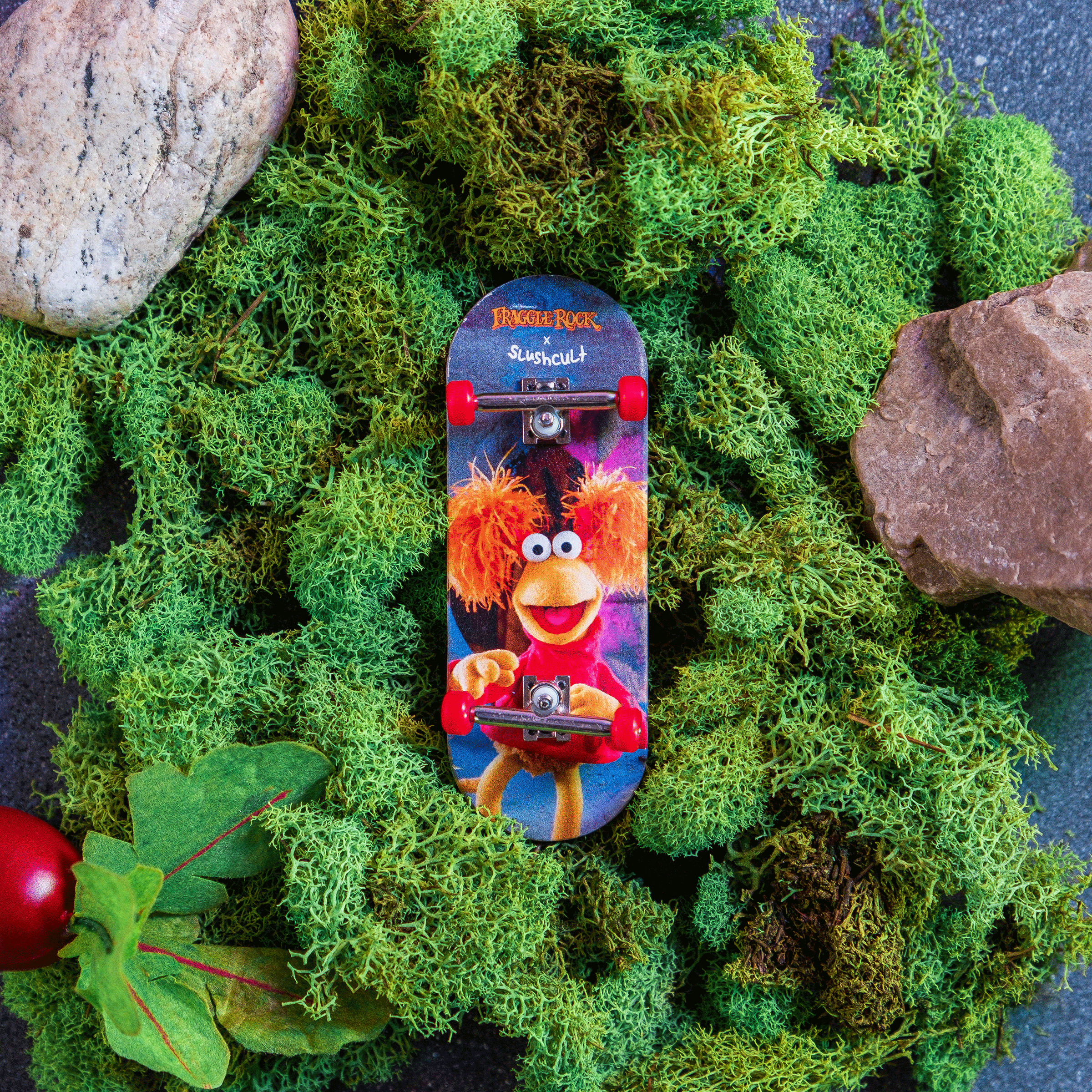 Slushcult x Fraggle Rock Grom Fingerboard Complete - Red Fingerboard Completes Slushcult Slushcult